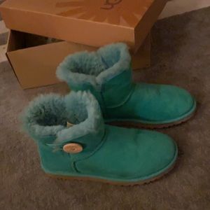 Ugg Bailey Button Mini Green Size 5